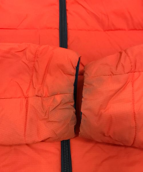 THE NORTH FACE（ザ ノース フェイス）THE NORTH FACE (ザ ノース フェイス) リバーシブルエニータイムインサレーテッドフーディ ネイビー サイズ:Mの古着・服飾アイテム