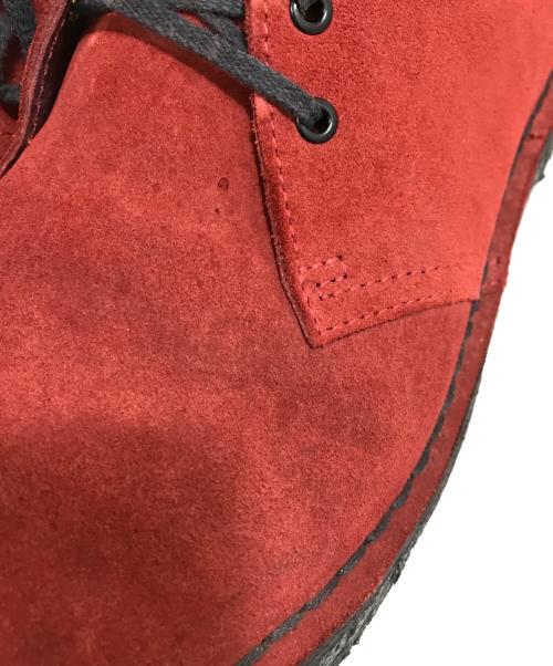 CLARKS（クラークス）CLARKS (クラークス) チャッカーブーツ レッド サイズ:81/2の古着・服飾アイテム