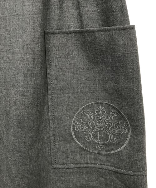 FOXEY（フォクシー）FOXEY (フォクシー) ロゴ入りワンピース グレー サイズ:38の古着・服飾アイテム