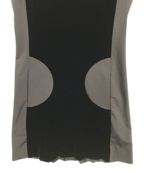 VELOUR NOIR by FOXEY NEWYORK（ベロア ノワール by フォクシー ニューヨーク）VELOUR NOIR by FOXEY NEWYORK (ベロア ノワール by フォクシー ニューヨーク) ノースリーブワンピース ブラック サイズ:38の古着・服飾アイテム