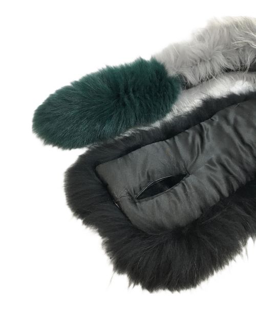 CHARLOTTE.SIMONE（シャーロット シモーヌ）CHARLOTTE.SIMONE (シャーロット シモーヌ) フォックスファーティペット グレーの古着・服飾アイテム