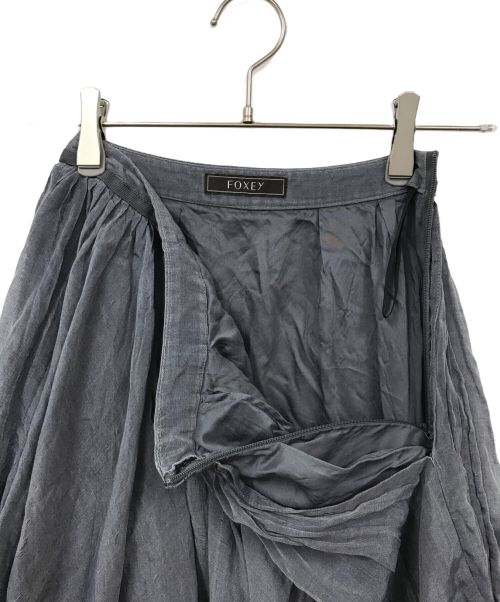 FOXEY（フォクシー）FOXEY (フォクシー) シアーサーキュラースカート グレー サイズ:40の古着・服飾アイテム