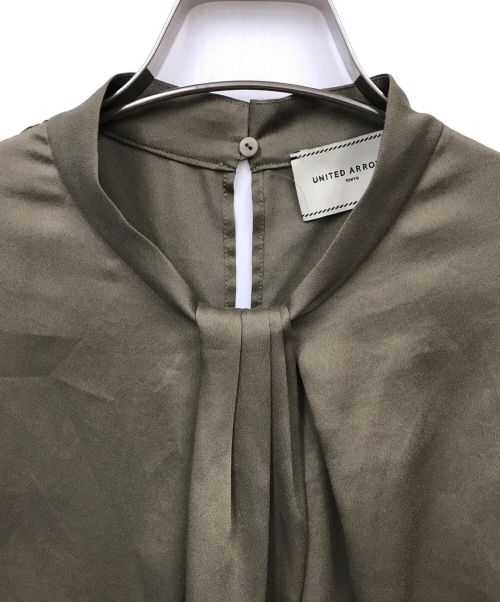 UNITED ARROWS TOKYO（ユナイテッドアローズトウキョウ）UNITED ARROWS TOKYO (ユナイテッドアローズトウキョウ) ノースリーブブラウス オリーブ サイズ:表記なしの古着・服飾アイテム