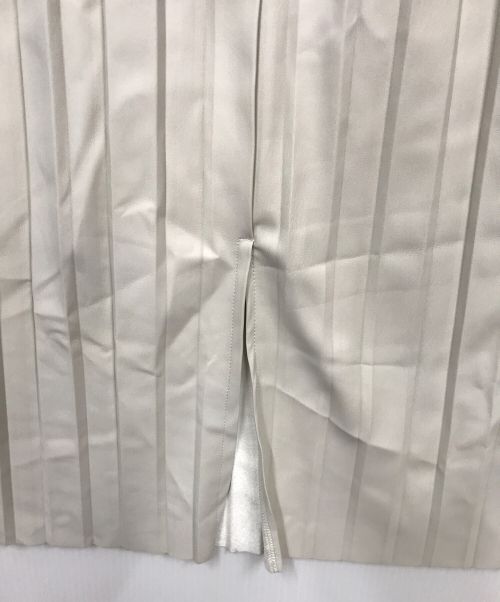 ZUCCA（ズッカ）ZUCCA (ズッカ) プリーツスカート ホワイト サイズ:Mの古着・服飾アイテム