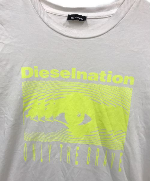 DIESEL（ディーゼル）DIESEL (ディーゼル) プリントTシャツ ホワイト サイズ:Mの古着・服飾アイテム
