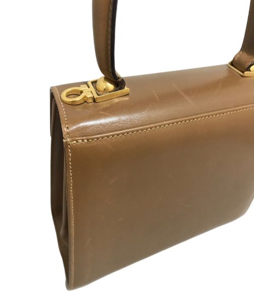 Salvatore Ferragamo（サルヴァトーレ フェラガモ）Salvatore Ferragamo (サルヴァトーレ フェラガモ) ガンチーニハンドバッグ ブラウン サイズ:-の古着・服飾アイテム