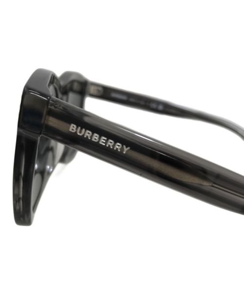 BURBERRY（バーバリー）BURBERRY (バーバリー) サングラスの古着・服飾アイテム
