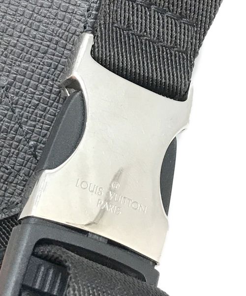 LOUIS VUITTON（ルイ ヴィトン）LOUIS VUITTON (ルイ ヴィトン) タイガラマ バムバック・アウトドア M30245 ブラックの古着・服飾アイテム