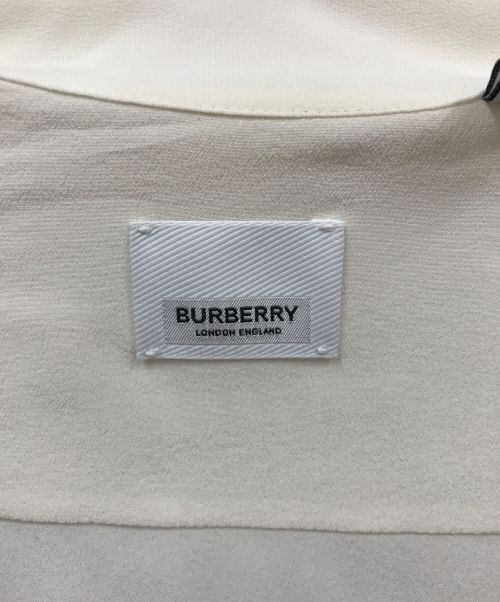 BURBERRY LONDON（バーバリーロンドン）BURBERRY LONDON (バーバリーロンドン) プリントシルクシャツ ベージュ サイズ:UK6の古着・服飾アイテム