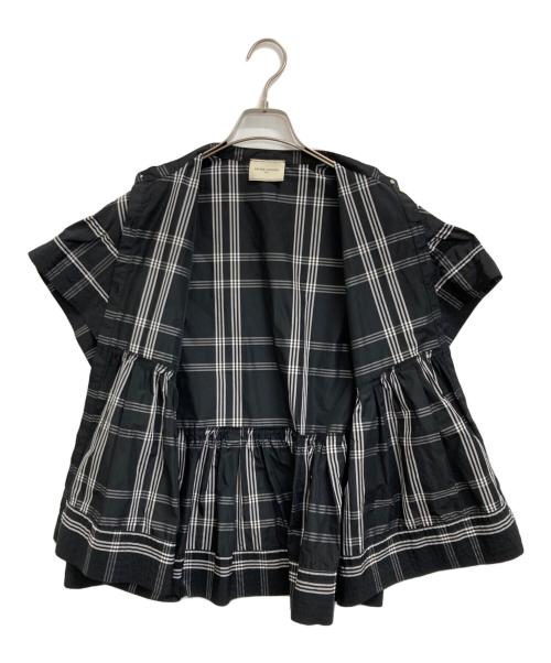 UNITED ARROWS TOKYO（ユナイテッドアローズトウキョウ）UNITED ARROWS TOKYO (ユナイテッドアローズトウキョウ) タフタステッチペプラムブラウス ブラック サイズ:　の古着・服飾アイテム