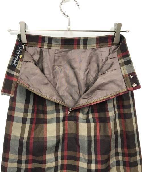 Burberry's（バーバリーズ）Burberry's (バーバリーズ) セットアップ アイボリー サイズ:9AR(ジャケット)7AR(スカート)の古着・服飾アイテム