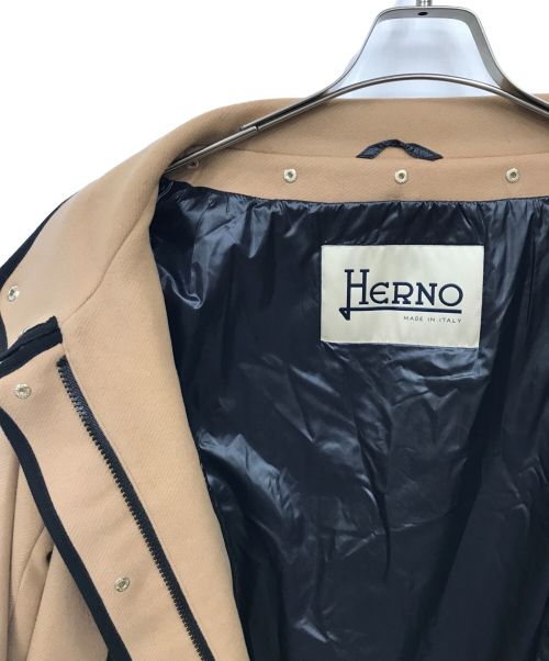 HERNO（ヘルノ）HERNO (ヘルノ) 中綿パイピングコート ベージュ サイズ:42の古着・服飾アイテム