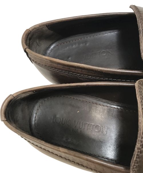 LOUIS VUITTON（ルイ ヴィトン）LOUIS VUITTON (ルイ ヴィトン) サイドバックルレザーローファー ブラウン サイズ:8 1/2の古着・服飾アイテム