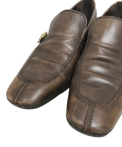 LOUIS VUITTON（ルイ ヴィトン）LOUIS VUITTON (ルイ ヴィトン) サイドバックルレザーローファー ブラウン サイズ:8 1/2の古着・服飾アイテム