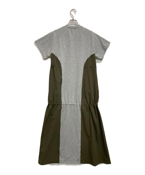 A + TOKYO（エープラス トウキョウ）A + TOKYO (エープラス トウキョウ) コンビネーションドロストワンピース グレー×オリーブ サイズ:1の古着・服飾アイテム