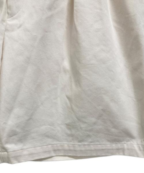 NEAT（ニート）NEAT (ニート) 2タックチノショーツ アイボリー サイズ:50の古着・服飾アイテム