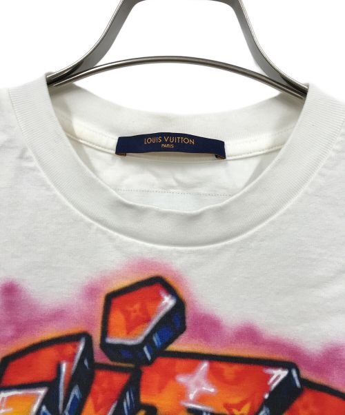 LOUIS VUITTON（ルイ ヴィトン）LOUIS VUITTON (ルイ ヴィトン) グラフィットロゴ プリントTシャツ ホワイト サイズ:Sの古着・服飾アイテム