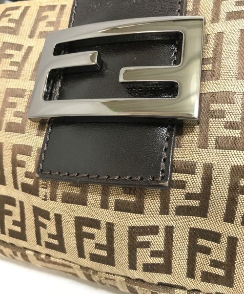 FENDI（フェンディ）FENDI (フェンディ) マンバケット ベージュの古着・服飾アイテム