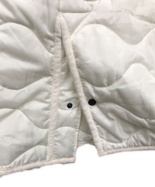 LAVENHAM（ラベンハム）LAVENHAM (ラベンハム) YLEVE (イレーヴ) スタンドカラーコート ホワイト サイズ:Sの古着・服飾アイテム