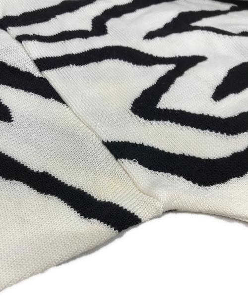 ESCADA（エスカーダ）ESCADA (エスカーダ) ゼブラ柄ニット ホワイト サイズ:40の古着・服飾アイテム