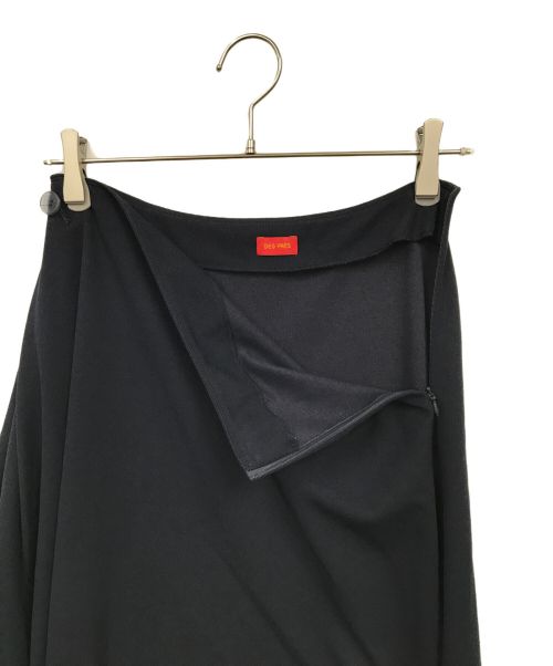 DES PRES（デ プレ）DES PRES (デ プレ) クレープジョーゼット アシンメトリースカート ネイビー サイズ:38の古着・服飾アイテム