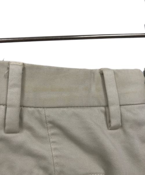 PT01（ピーティーゼロウーノ）PT01 (ピーティーゼロ) パンツ ベージュ サイズ:48の古着・服飾アイテム