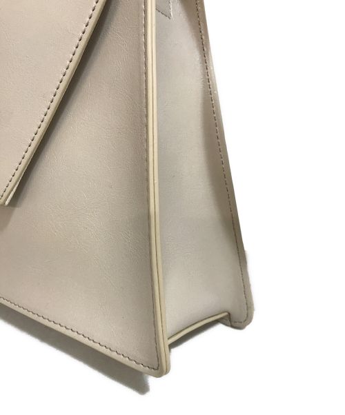 Papillonner（パピヨネ）Papillonner (パピヨネ) トラピージアムバック ベージュの古着・服飾アイテム