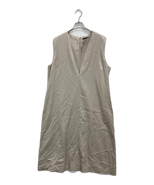 23区（ニジュウサンク）23区 (ニジュウサンク) ダブルキュプラサテン ワンピース ベージュ サイズ:48 未使用品の古着・服飾アイテム