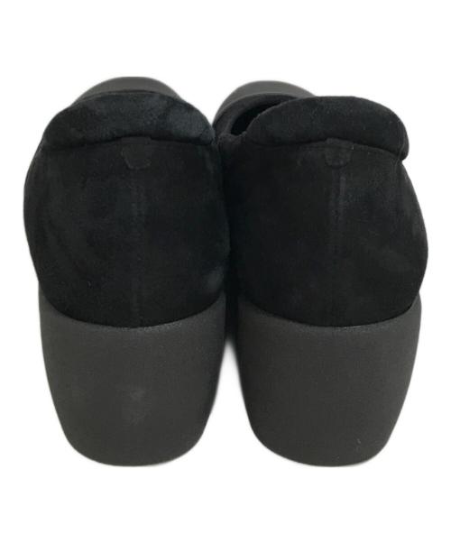 hills avenue（ヒルズアヴェニュー）hills avenue (ヒルズアヴェニュー) スウェードパンプス ブラック サイズ:23.5の古着・服飾アイテム