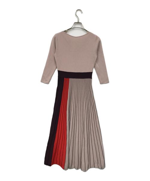 Diagram（ダイアグラム）Diagram (ダイアグラム) 配色プリーツニットワンピース レッド サイズ:36の古着・服飾アイテム