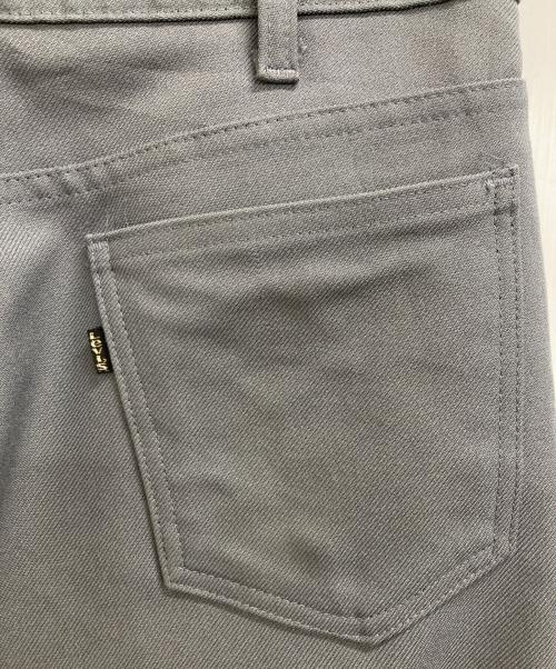 LEVI'S（リーバイス）LEVI'S (リーバイス) アクションスラックス グレー サイズ:W33L34の古着・服飾アイテム