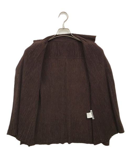 ISSEY MIYAKE WHITE LABEL（イッセイミヤケホワイトレーベル）ISSEY MIYAKE WHITE LABEL (イッセイミヤケホワイトレーベル) プリーツ3Bジャケット ブラウン サイズ:2の古着・服飾アイテム