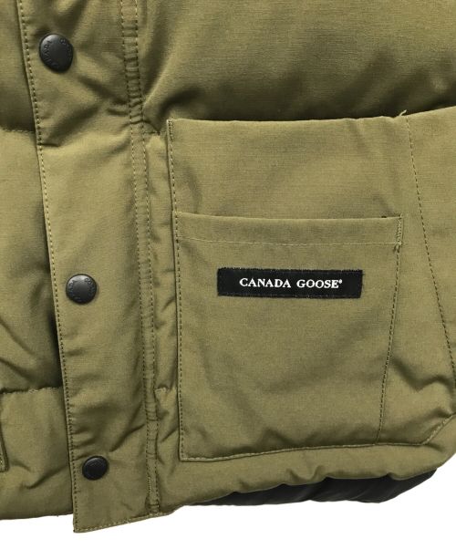 CANADA GOOSE（カナダグース）CANADA GOOSE (カナダグース) WINDSOR VEST オリーブ サイズ:Sの古着・服飾アイテム