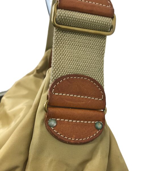 Felisi（フェリージ）Felisi (フェリージ) ナイロントートバッグ ベージュの古着・服飾アイテム