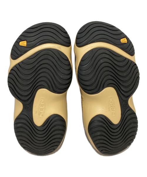 KEEN（キーン）KEEN (キーン) サンダル ベージュ サイズ:25の古着・服飾アイテム
