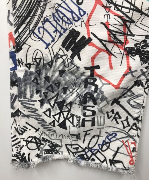 Maison Margiela（メゾンマルジェラ）Maison Margiela (メゾンマルジェラ) GRAFFITI SPLATTER CAPRI JEANS ホワイト サイズ:38の古着・服飾アイテム