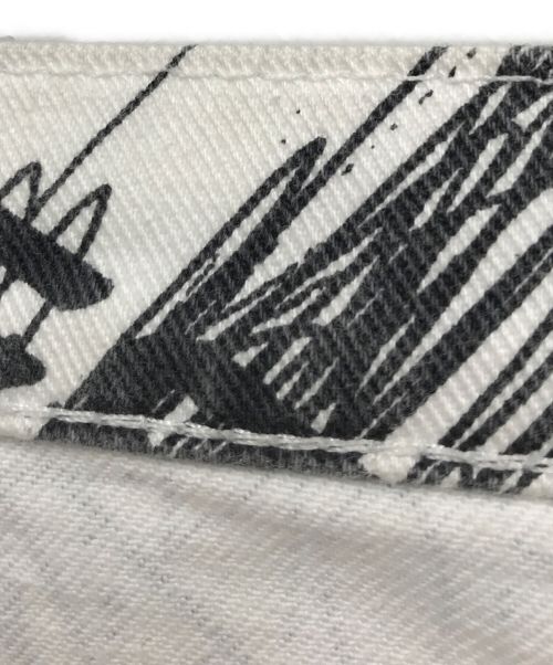 Maison Margiela（メゾンマルジェラ）Maison Margiela (メゾンマルジェラ) GRAFFITI SPLATTER CAPRI JEANS ホワイト サイズ:38の古着・服飾アイテム