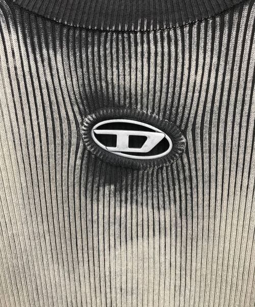 DIESEL（ディーゼル）DIESEL (ディーゼル) オーバルロゴニット グレー×ベージュ サイズ:XXLの古着・服飾アイテム