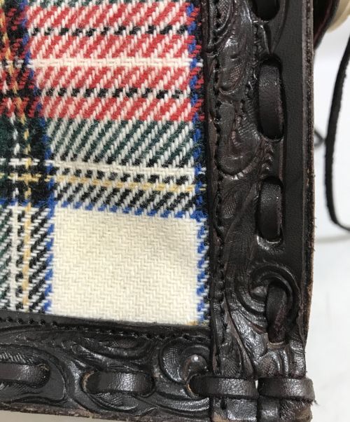 Carving Tribes（カービングトライブス）CARVING TRIBES (カービングトライブス) ハンドバッグ マルチカラーの古着・服飾アイテム