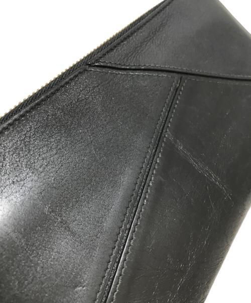 LOEWE（ロエベ）LOEWE (ロエベ) ラウンドファスナー財布 ブラックの古着・服飾アイテム