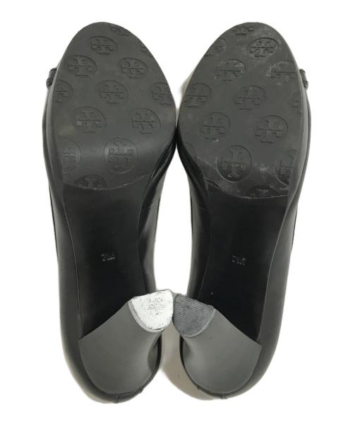 TORY BURCH（トリーバーチ）TORY BURCH (トリーバーチ) ロゴハイヒールパンプス ブラック サイズ:7Mの古着・服飾アイテム