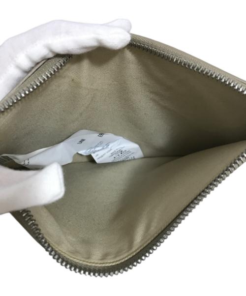 Maison Margiela（メゾンマルジェラ）Maison Margiela (メゾンマルジェラ) クラッチバッグ ベージュの古着・服飾アイテム