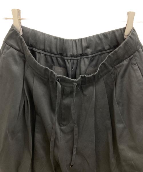 MIDIUMISOLID（ミディウミソリッド）MIDIUMISOLID (ミディウミソリッド) パンツ ブラック サイズ:46の古着・服飾アイテム