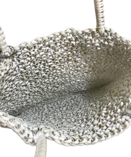 ANTEPRIMA（アンテプリマ）ANTEPRIMA (アンテプリマ) ハンドバッグ ホワイトの古着・服飾アイテム