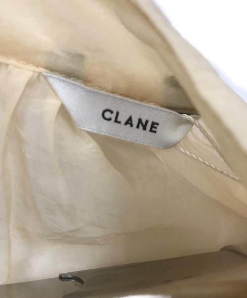 CLANE（クラネ）CLANE (クラネ) ブラウス ベージュ サイズ:2 未使用品の古着・服飾アイテム