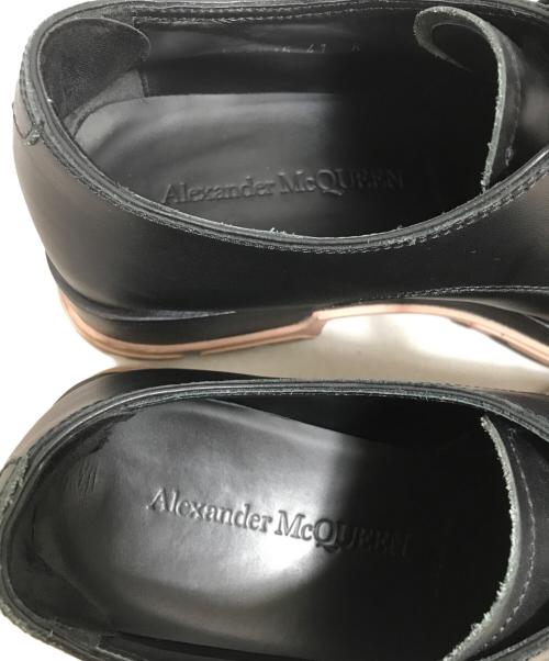 ALEXANDER McQUEEN（アレキサンダーマックイーン）ALEXANDER McQUEEN (アレキサンダーマックイーン) プレーントゥシューズ ブラック サイズ:41の古着・服飾アイテム