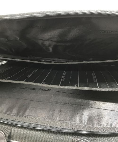 ZERO HALLIBURTON（ゼロ ハリバートン）ZERO HALLIBURTON (ゼロハリバートン) ブリーフケース ブラックの古着・服飾アイテム