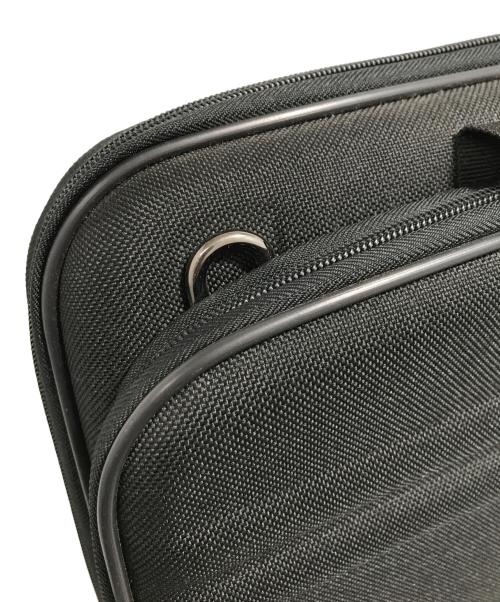 ZERO HALLIBURTON（ゼロ ハリバートン）ZERO HALLIBURTON (ゼロハリバートン) ブリーフケース ブラックの古着・服飾アイテム