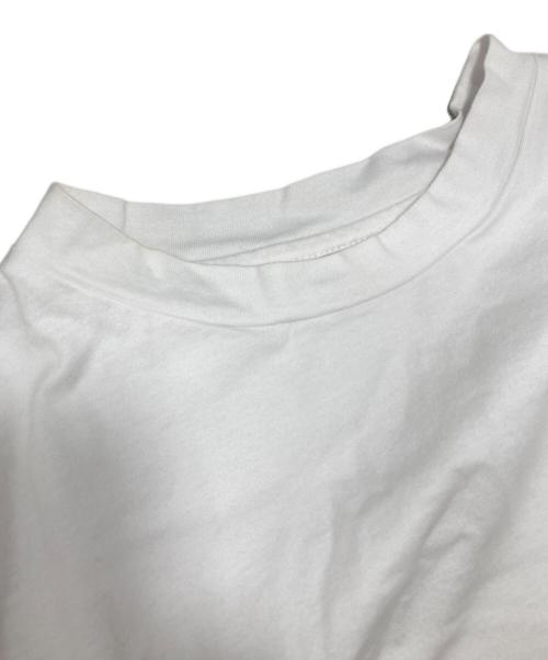 SEVEN TEN by MIHO KAWAHITO（セブン テン バイ ミホ カワヒト）SEVEN TEN by MIHO KAWAHITO (セブン テン バイ ミホ カワヒト) Tシャツ SVT刺繍Tシャツ ホワイト サイズ:Mの古着・服飾アイテム