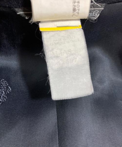 GIANNI VERSACE（ジャンニ・ヴェルサーチ）GIANNI VERSACE (ジャンニ・ヴェルサーチ) 3Bセットアップスーツ ネイビー サイズ:46の古着・服飾アイテム